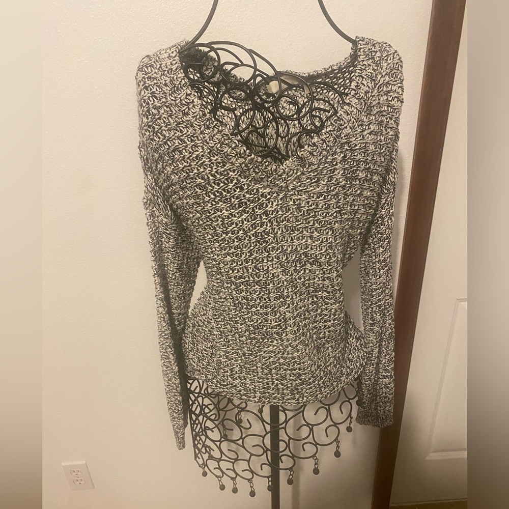 Black and white knitted sweater size M